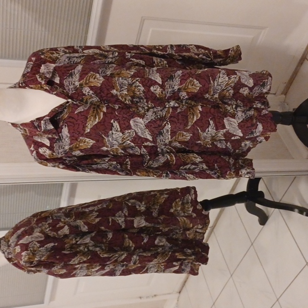 2/$50 Silk Button-Up Shirt With Leaf Design - Size Large (15-15.5 Neck)